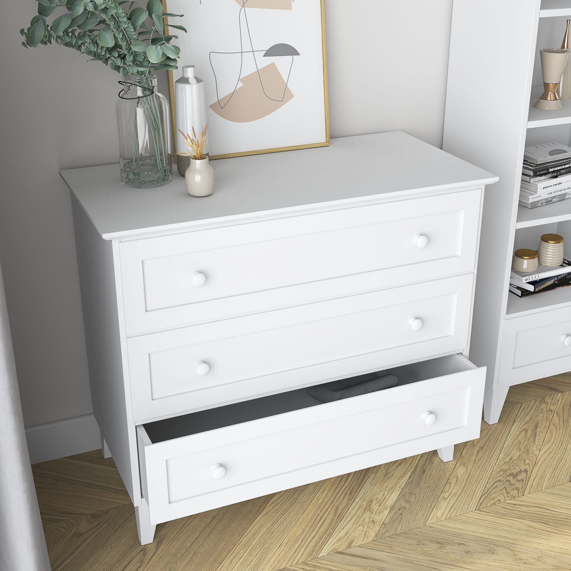 Chest of drawers 3S white wooden – side view, compact structure