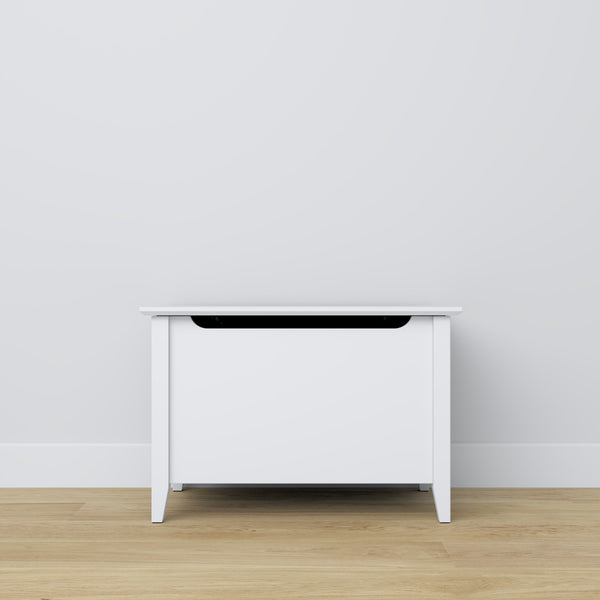 Chest wooden white – storage and seating, Scandinavian style by Nizio