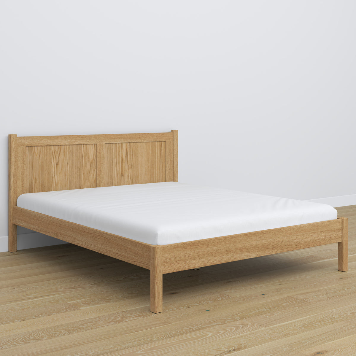 Double bed natural oak – oak headboard, close-up of wood quality