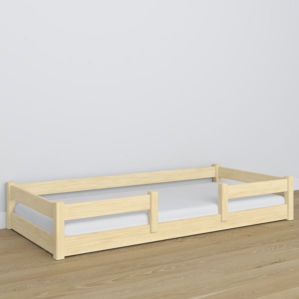 Low Bed Clear Pine – Wooden Headboard, Close-up of Wood Quality